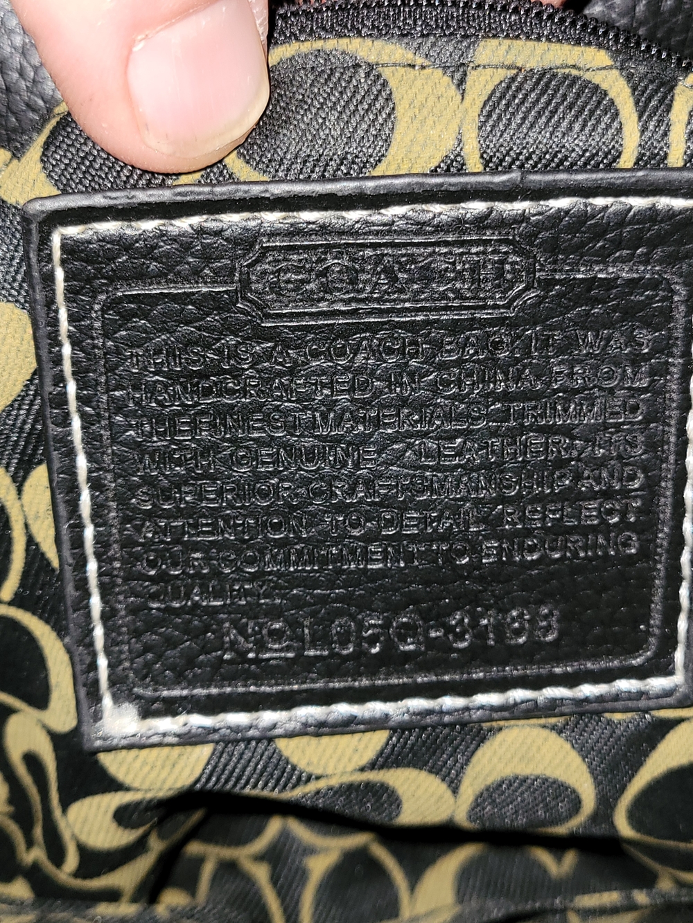 Coach Black Canvas Tote with Burgundy Signature 'C' Pattern - Picture 2 of 13